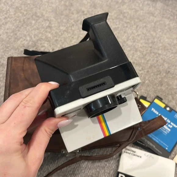 Vintage Polaroid OneStep Land Camera - Picture 3 of 6